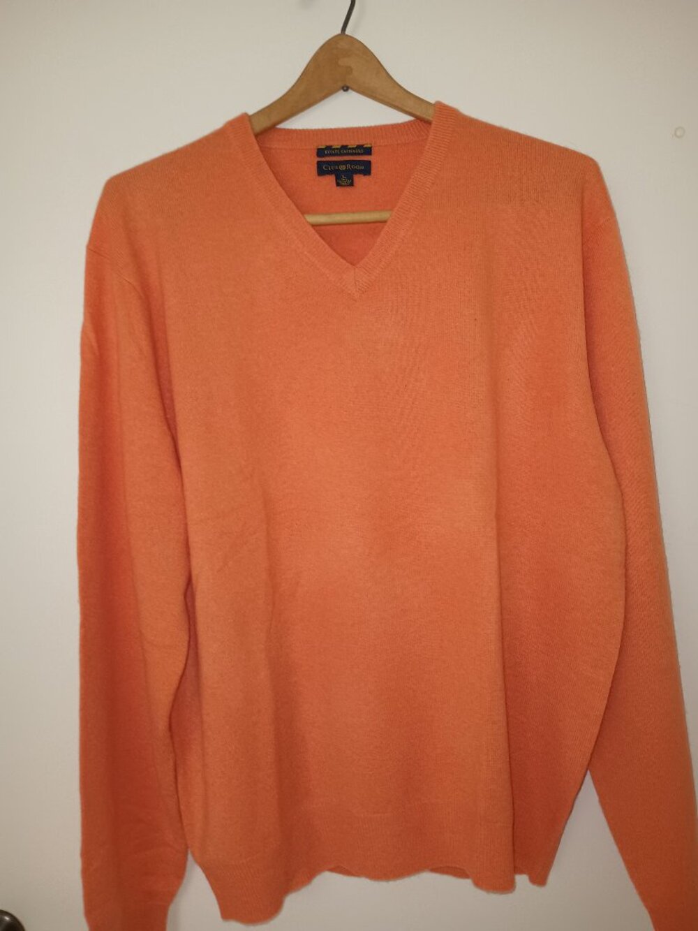 Cashmere V neck men's sweater